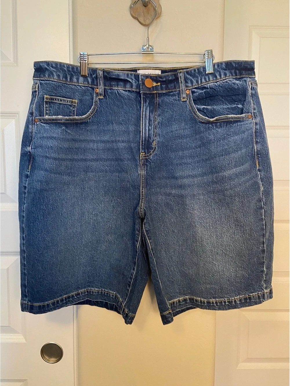 Lane Bryant Dark Blue Denim Relaxed Fit Jean Shorts